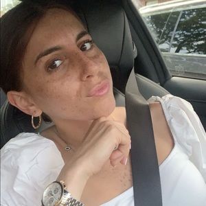 Meet your Posher, Shelly